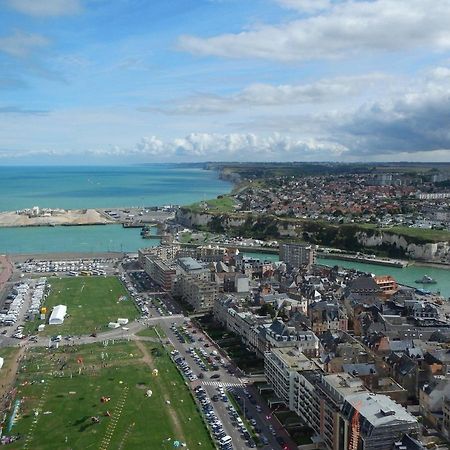 Апартаменты Le Berigny / Vue Port / Hyper-Centre Дьепп Экстерьер фото